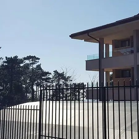 Vista Mare Apartment *