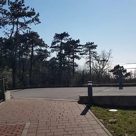 Vista Mare 아파트 *