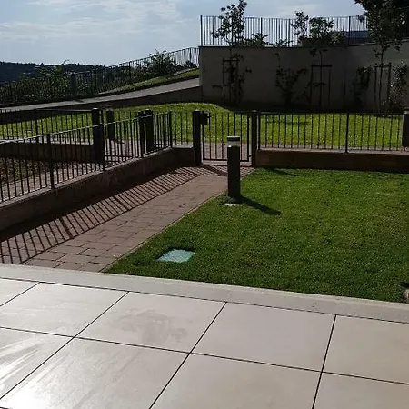 Vista Mare 아파트 *